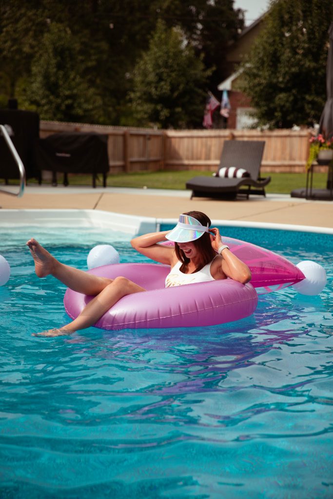 Your Bachelorette Pool Party Idea Guide: How to Make a Splash